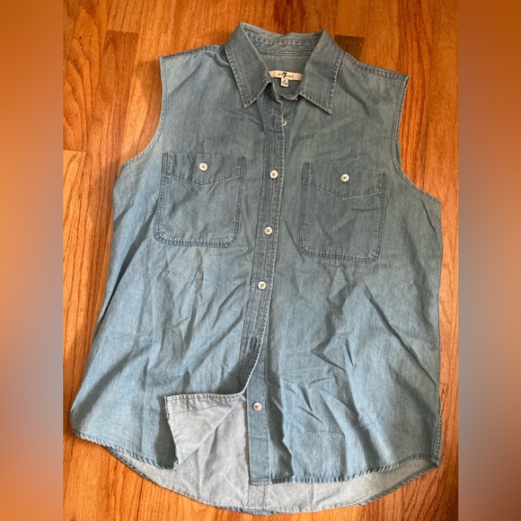 Classic Chambray sleeveless is perfect for warm weather! Mix with dark denim! - Picture 1 of 5